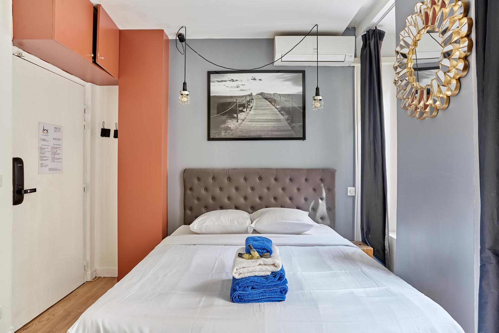 Rent A Room - Residence Caire, Montorgueil Paris Eksteriør billede